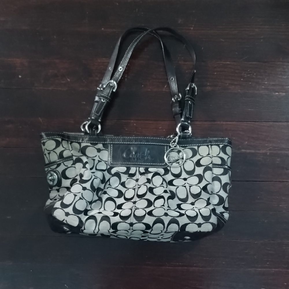 Coach Vintage Black and Gray Monogram Shoulder bag